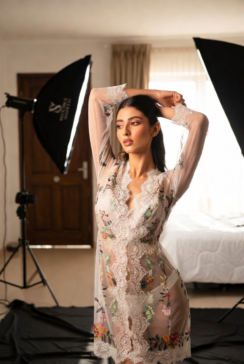 Mahnoor Akhtar — Pakistani model, Velvet Modeling, Pakistan modeling agency (Karachi, Lahore, Islamabad).