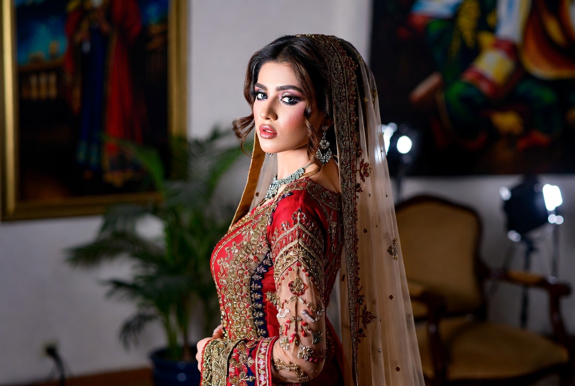 Velvet Modeling — Pakistani female models & Pakistan modeling agency (Karachi, Lahore, Islamabad). Hero marquee up 12.