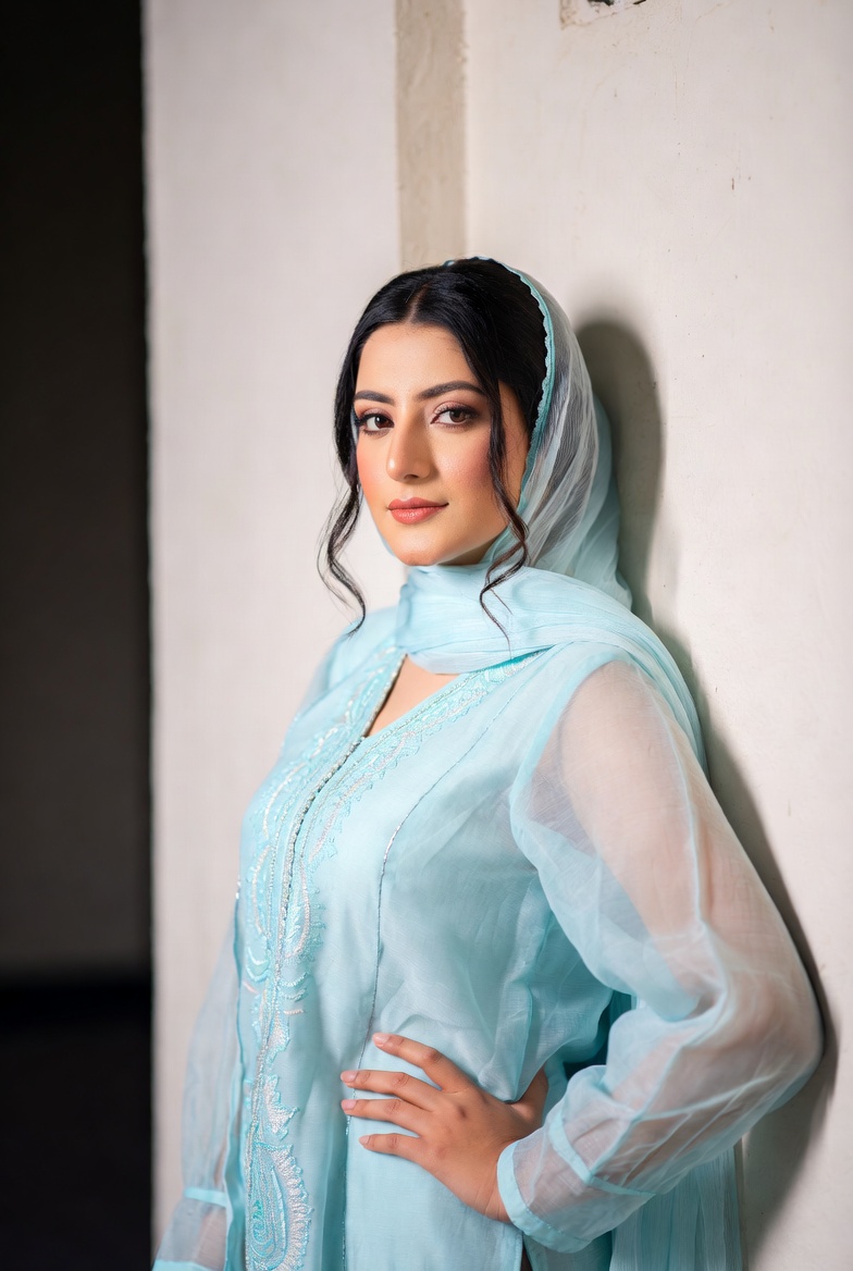Velvet Modeling — Pakistani female models & Pakistan modeling agency (Karachi, Lahore, Islamabad). Gallery filmstrip 9.
