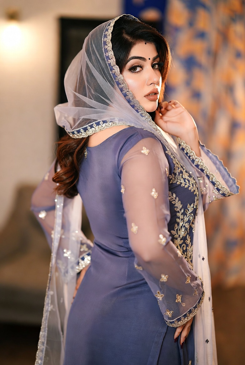 Velvet Modeling — Pakistani female models & Pakistan modeling agency (Karachi, Lahore, Islamabad). Hero marquee up 4.
