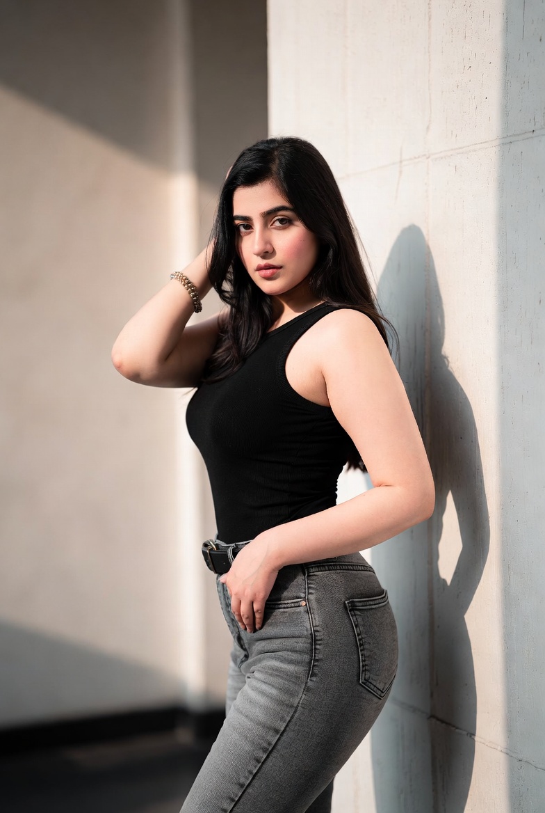 Velvet Modeling — Pakistani female models & Pakistan modeling agency (Karachi, Lahore, Islamabad). Gallery filmstrip 1.