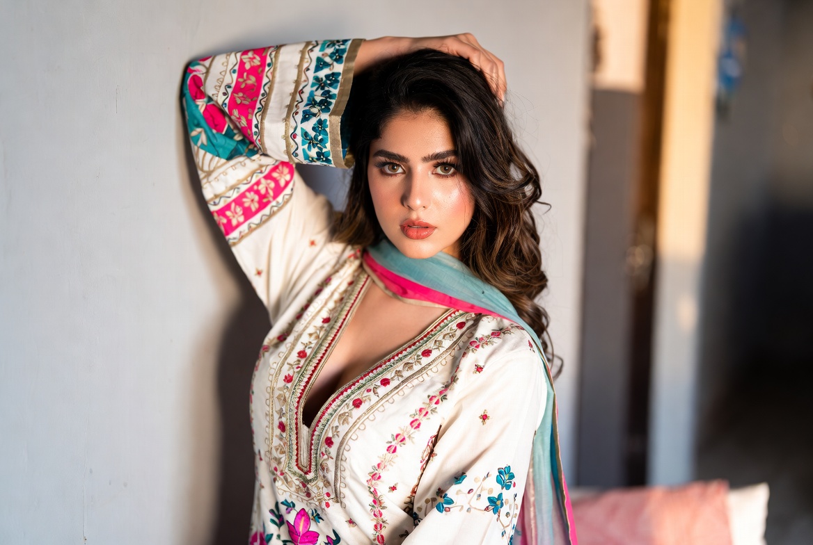 Velvet Modeling — Pakistani female models & Pakistan modeling agency (Karachi, Lahore, Islamabad). Hero marquee up 8.