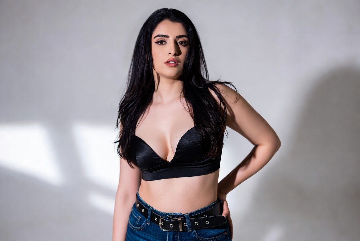 Velvet Modeling — Pakistani female models & Pakistan modeling agency (Karachi, Lahore, Islamabad). Hero marquee up 10.