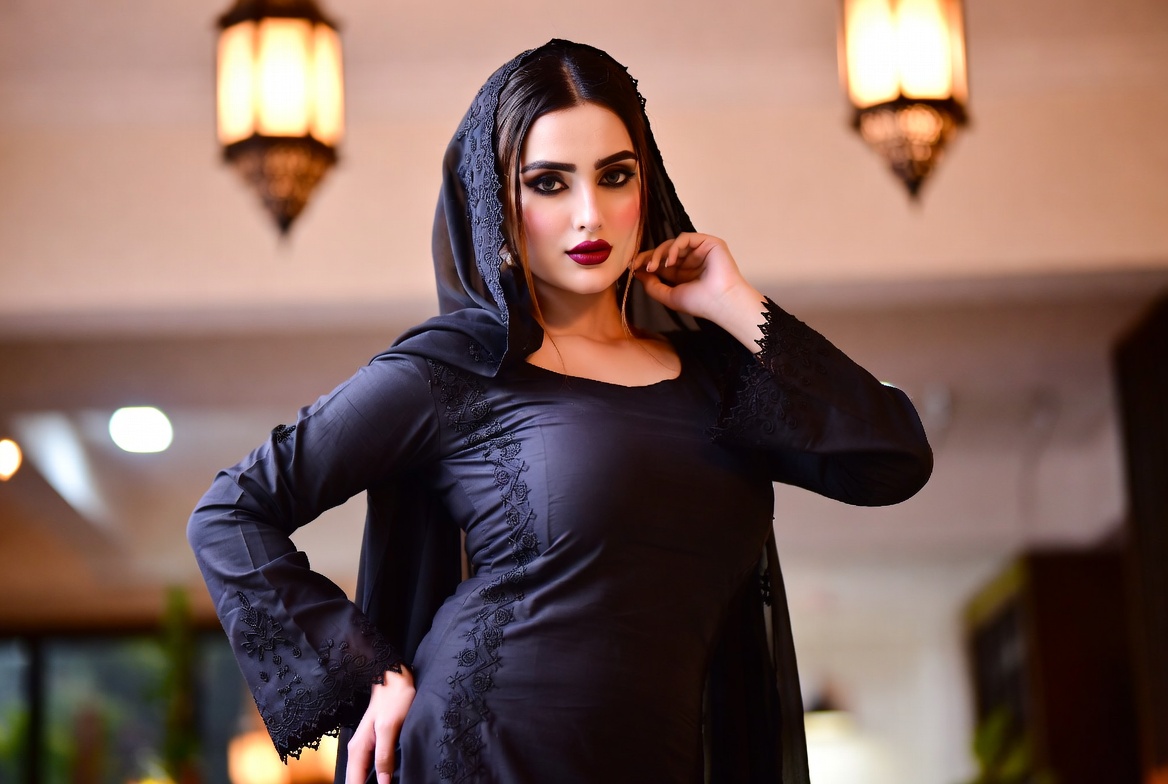 Velvet Modeling — Pakistani female models & Pakistan modeling agency (Karachi, Lahore, Islamabad). Gallery filmstrip 7.