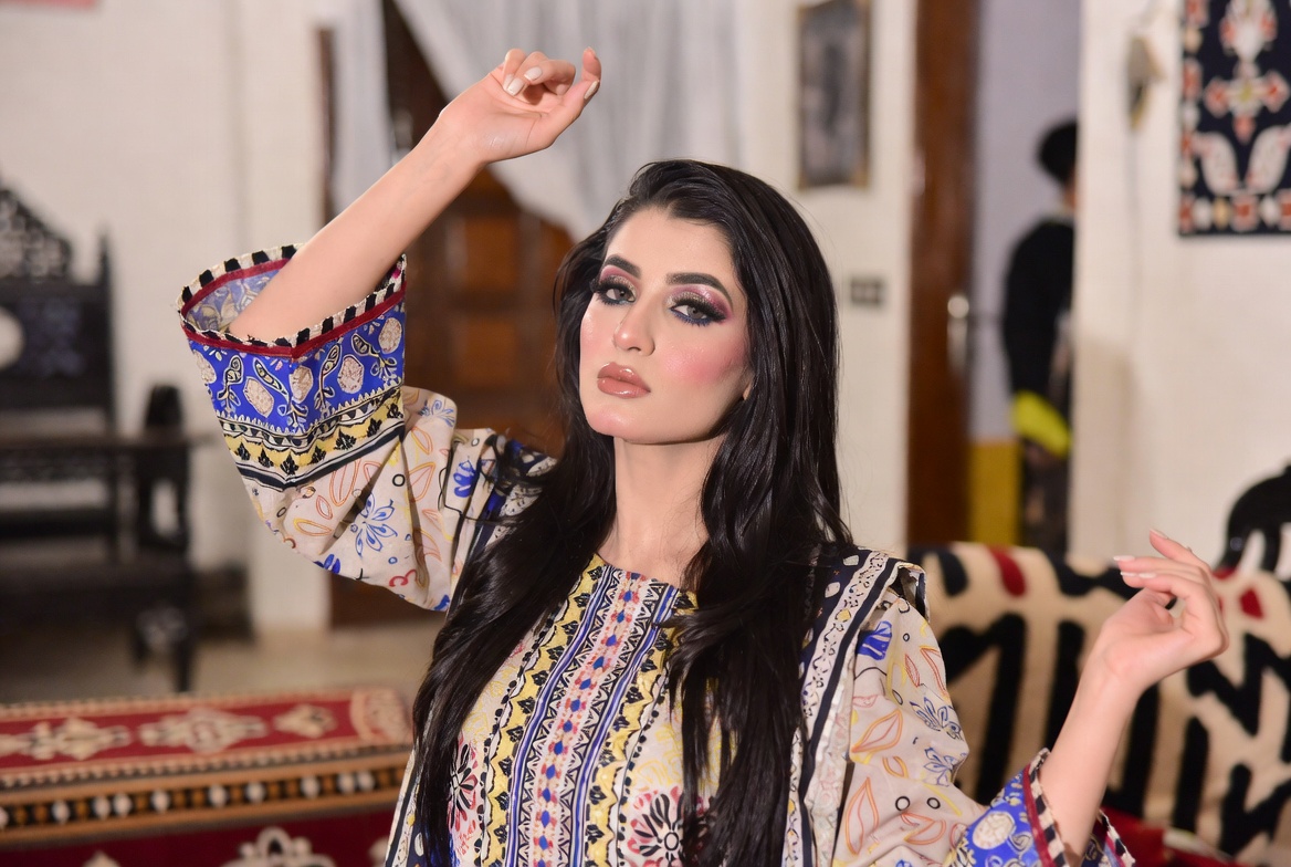Velvet Modeling — Pakistani female models & Pakistan modeling agency (Karachi, Lahore, Islamabad). Hero marquee up 10.