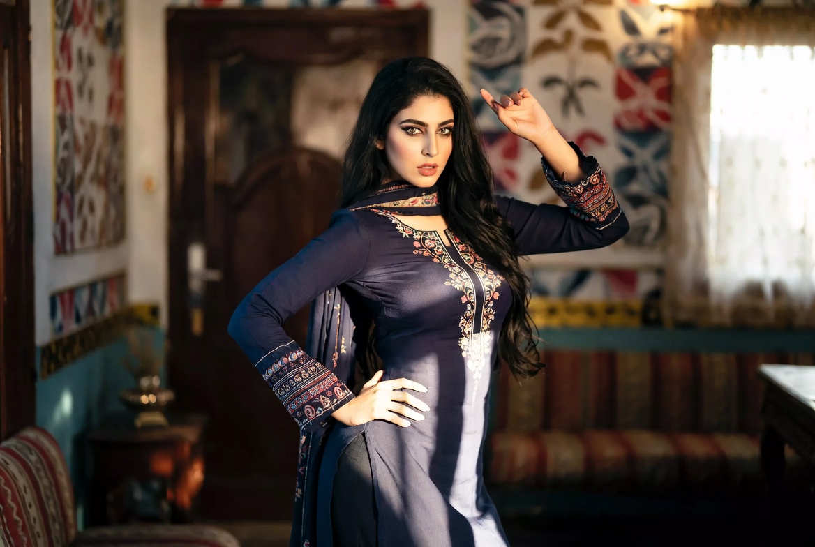 Velvet Modeling — Pakistani female models & Pakistan modeling agency (Karachi, Lahore, Islamabad). Hero marquee down 3.
