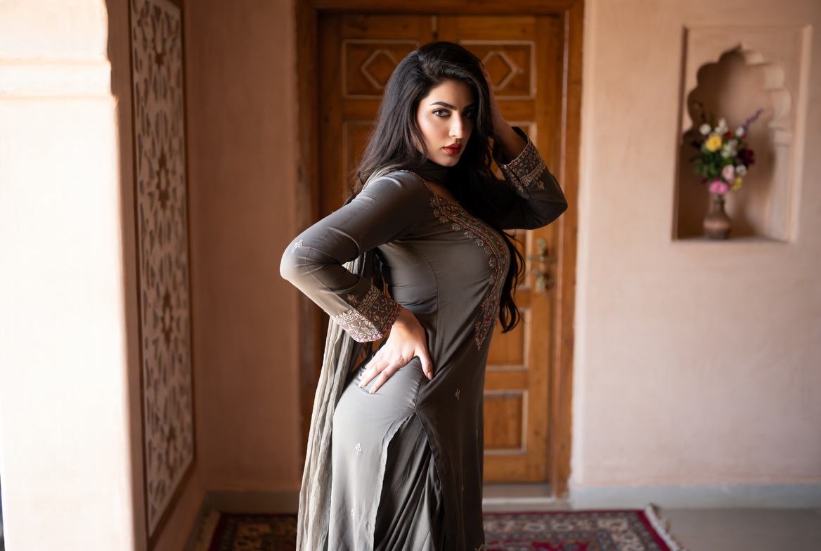 Velvet Modeling — Pakistani female models & Pakistan modeling agency (Karachi, Lahore, Islamabad). Hero marquee down 2.
