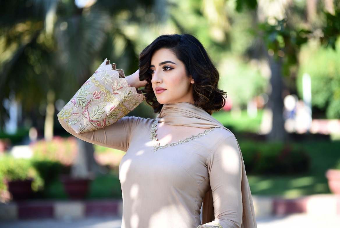 Velvet Modeling — Pakistani female models & Pakistan modeling agency (Karachi, Lahore, Islamabad). Hero marquee up 6.