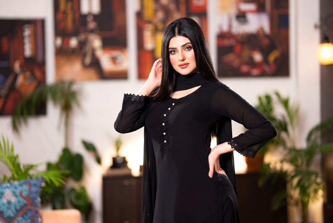 Velvet Modeling — Pakistani female models & Pakistan modeling agency (Karachi, Lahore, Islamabad). Gallery filmstrip 5.