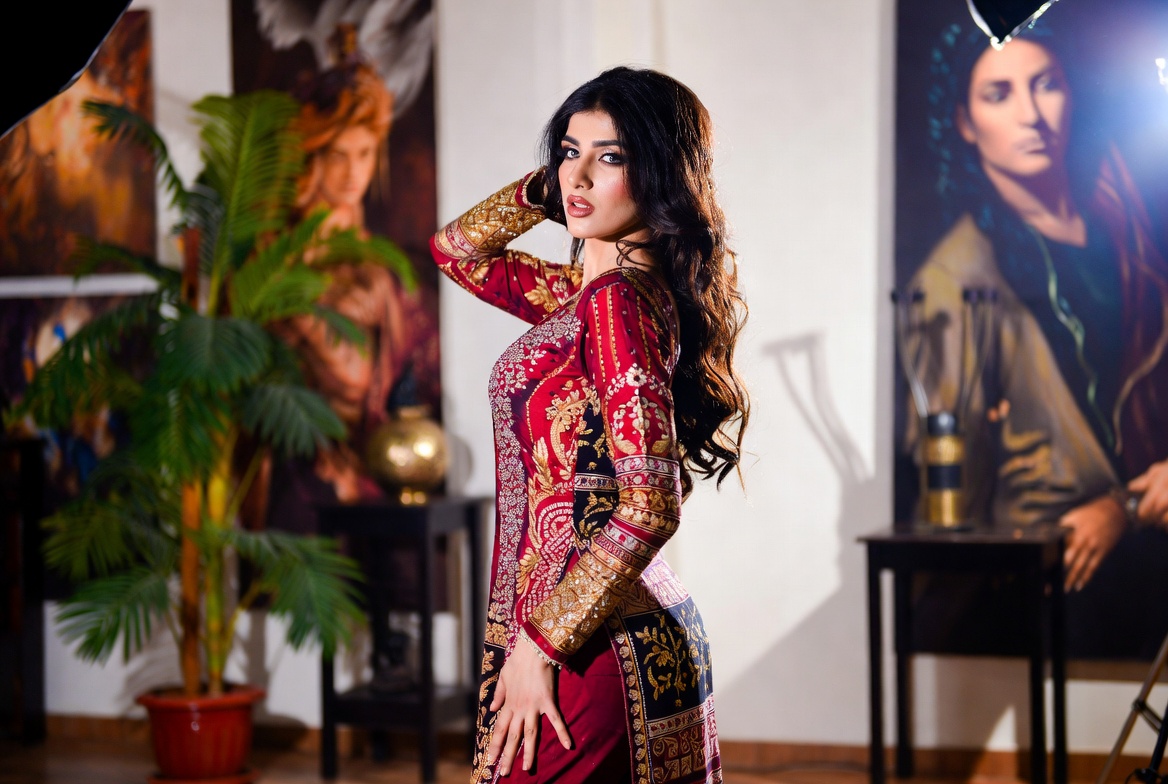 Velvet Modeling — Pakistani female models & Pakistan modeling agency (Karachi, Lahore, Islamabad). Gallery filmstrip 4.